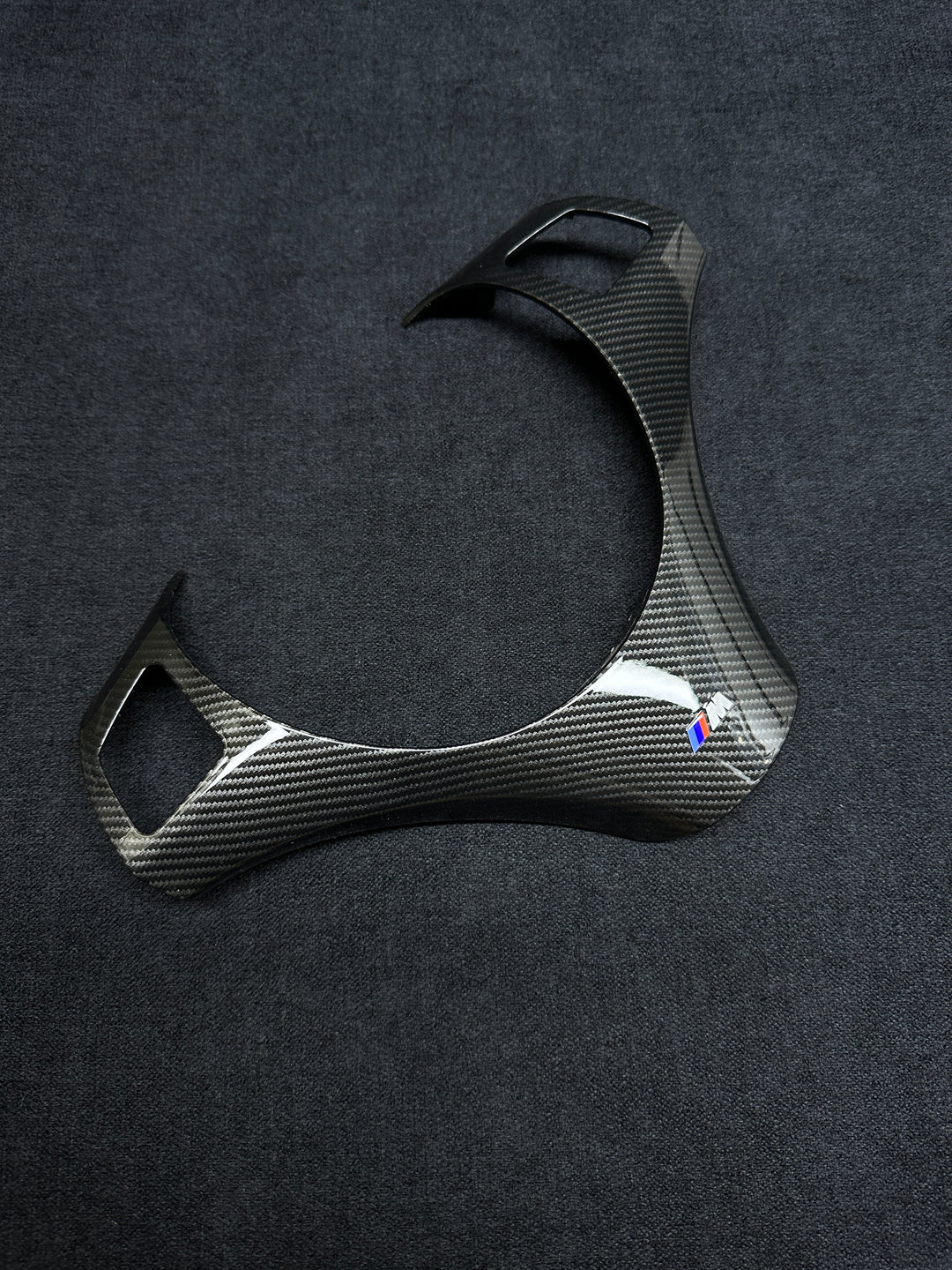 BMW E9X-E8X CARBON STYLE STEERING WHEEL TRIM