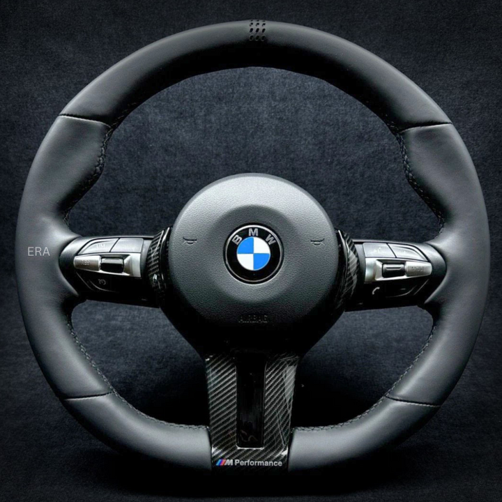  BLACK STITCHING / CARBON AND PIANO BLACK TRIM / SHAPED NAPPA LEATHER