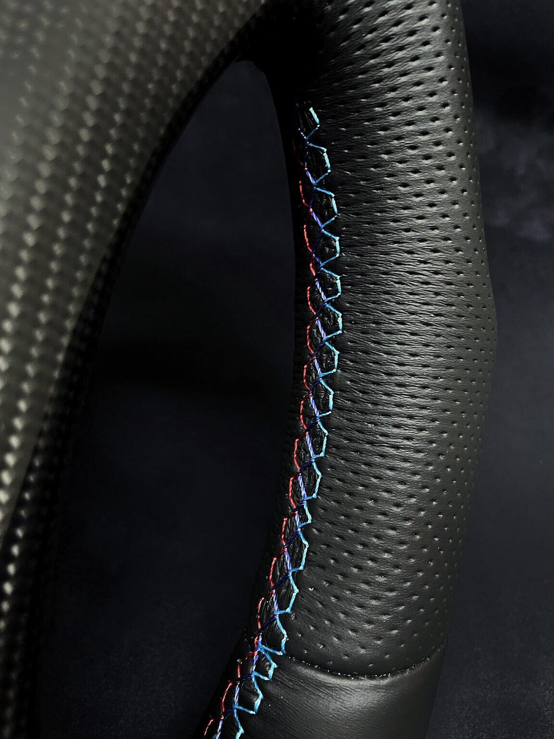 BMW E9X-E8X NAPPA-PERFORATED LEATHER M STITCHING