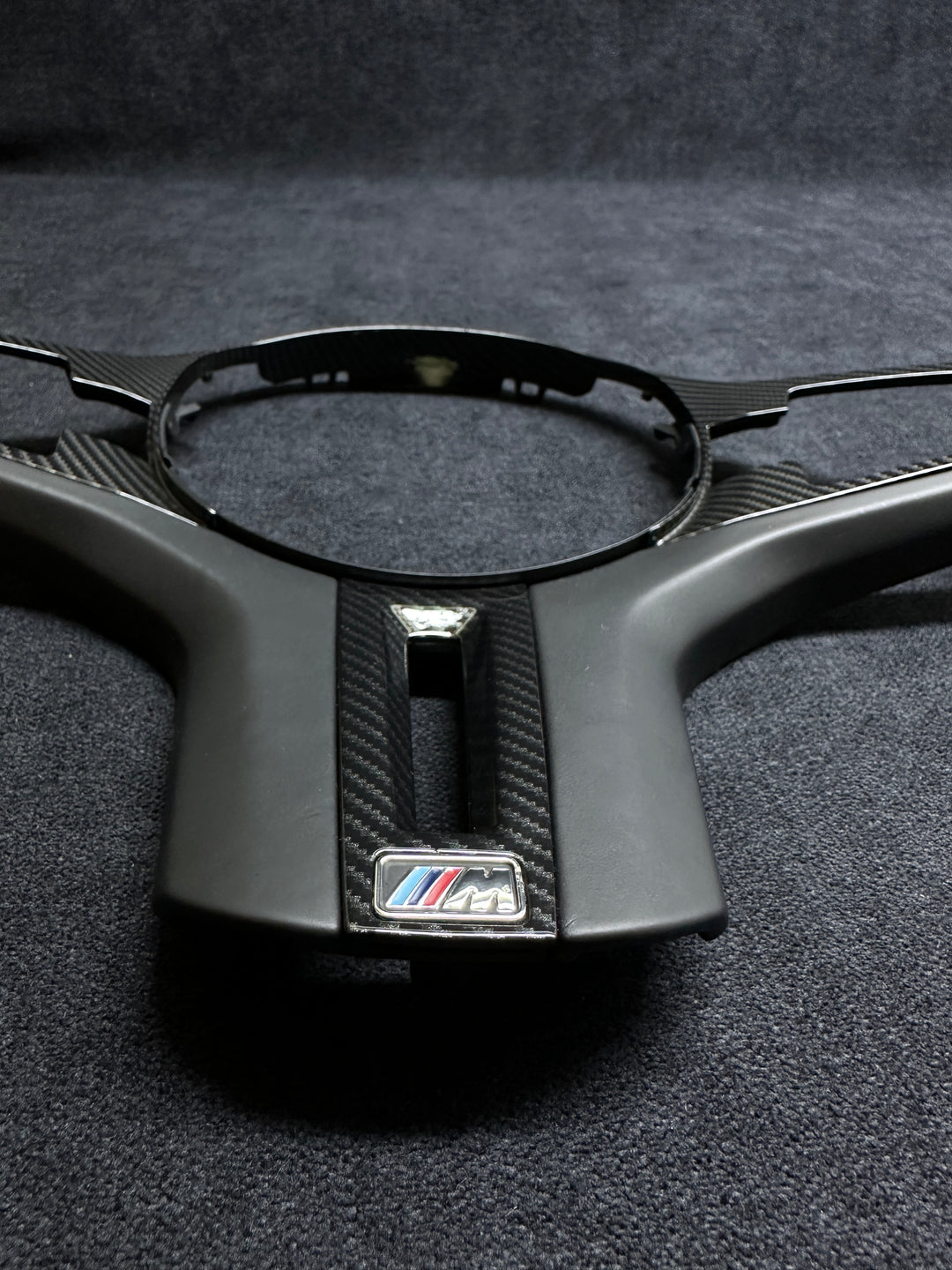 BMW G-SERIES CARBON STYLE STEERING WHEEL TRIM SET WITH SHIFT PADDLES