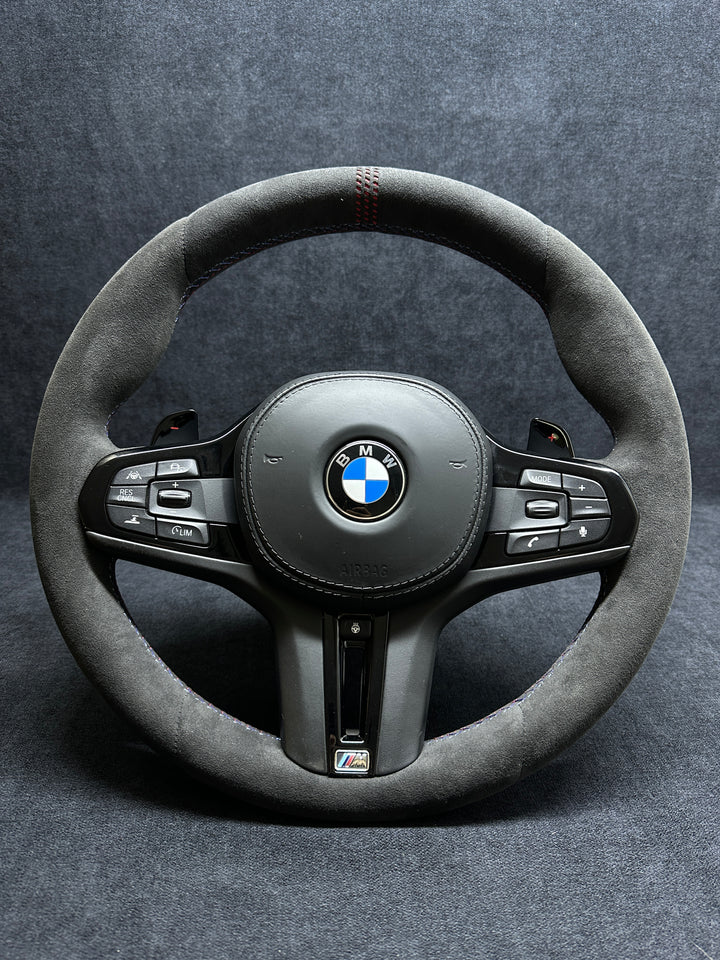 BMW G-SERIES HEATED PIANO BLACK STEERING WHEEL TRIM SET WITH SHIFT PADDLES