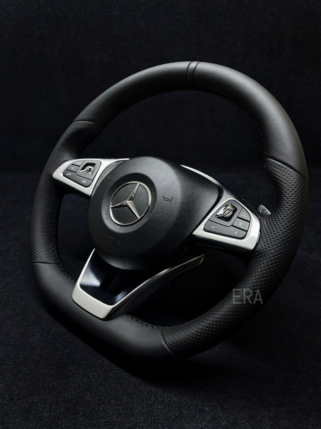 MERCEDES-BENZ NAPPA / BLACK LEATHER STRIPE / BLACK STITCHING / SHIFT PADDLES