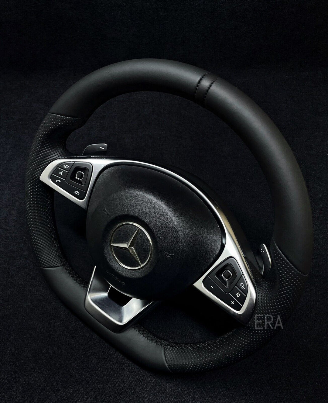 MERCEDES-BENZ NAPPA / BLACK LEATHER STRIPE / BLACK STITCHING / SHIFT PADDLES