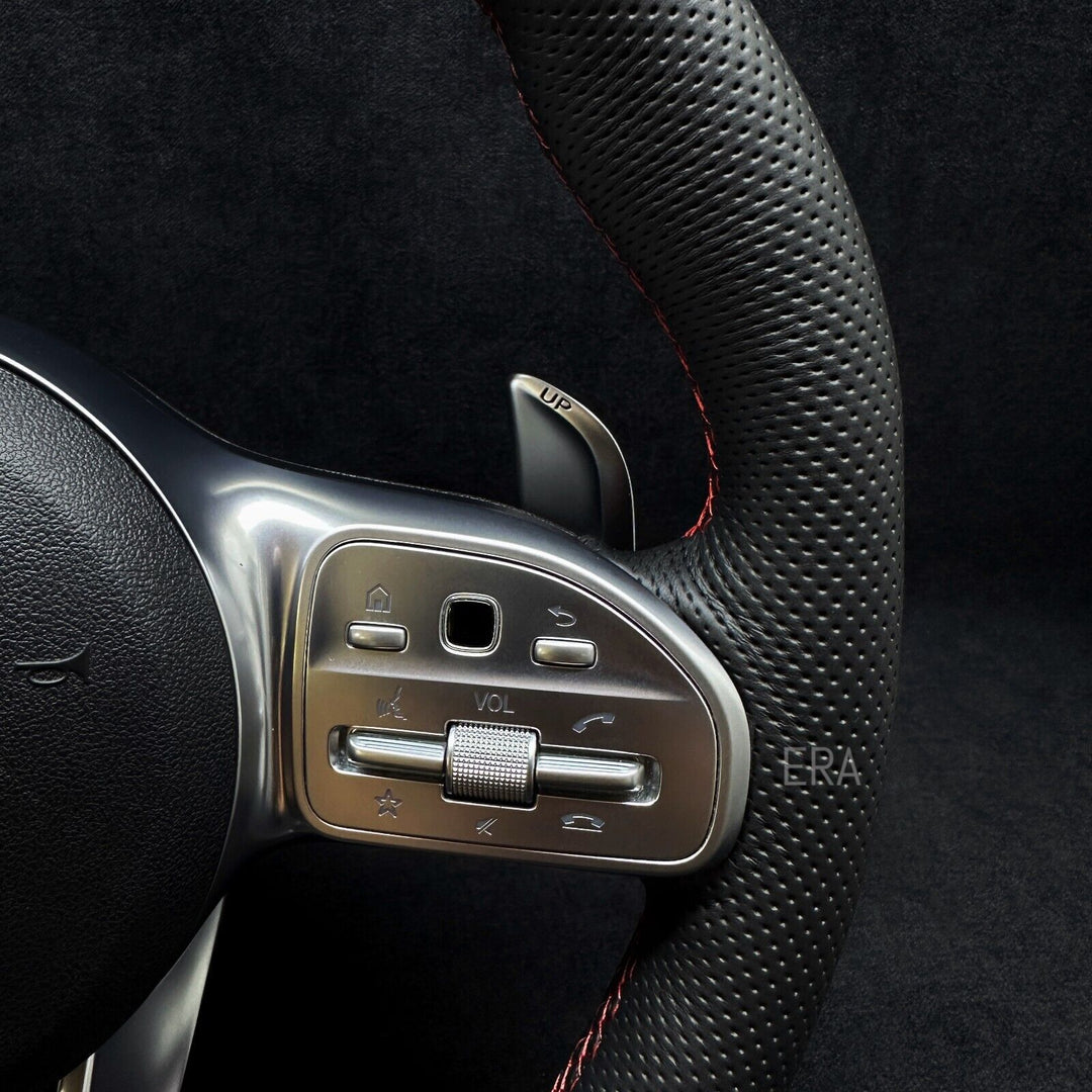 MERCEDES-BENZ NAPPA-PERFORATED / RED STRIPE / RED STITCHING / SHIFT PADDLES